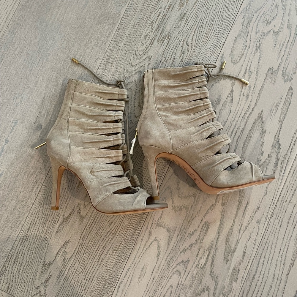Brand new Joie suede open toe lace up boots size 36